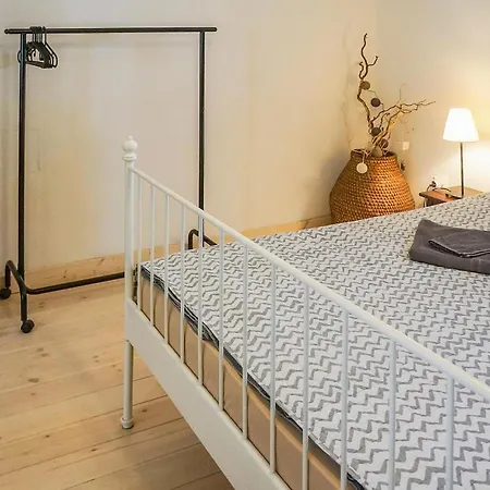 Nice In W/ Wifi And 2 Bedrooms *