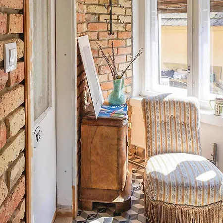 Nice In W/ Wifi And 2 Bedrooms Apartman Mindszentkálla